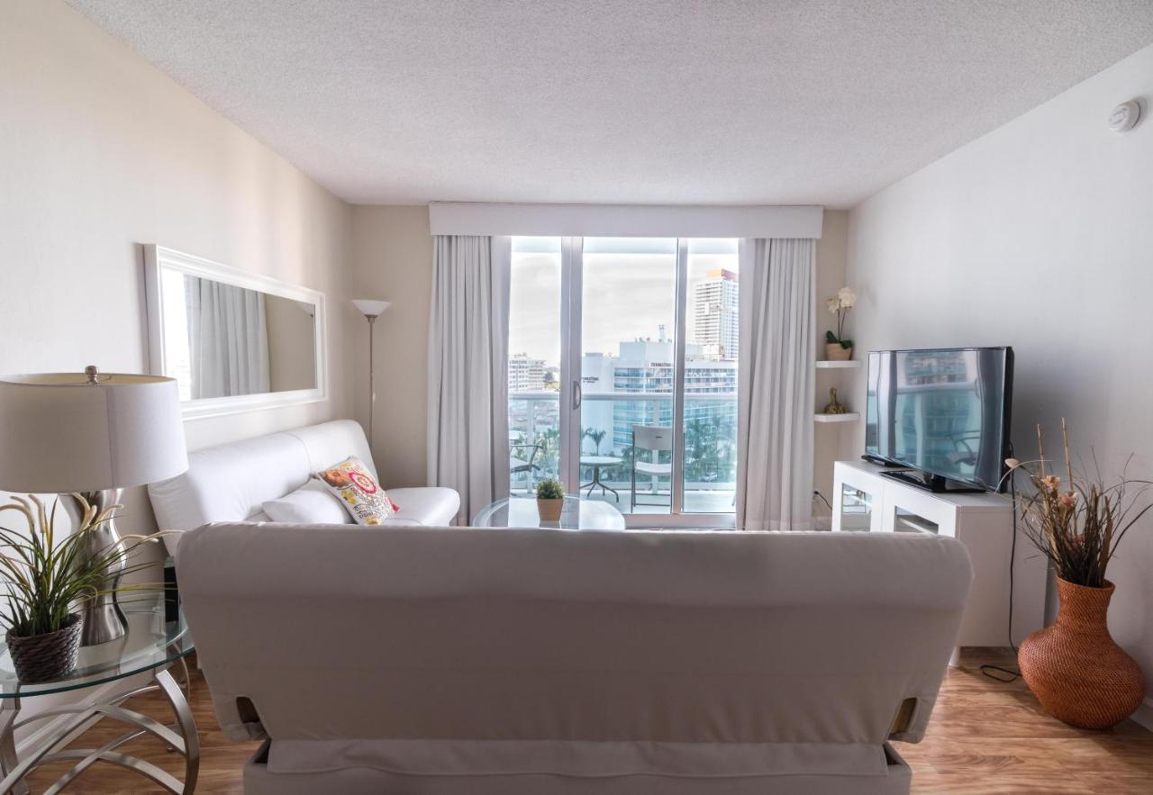 Tides Hollywood Apartments Fort Lauderdale Exterior photo