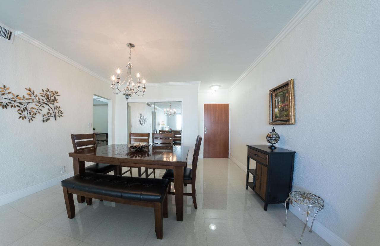 Tides Hollywood Apartments Fort Lauderdale Exterior photo