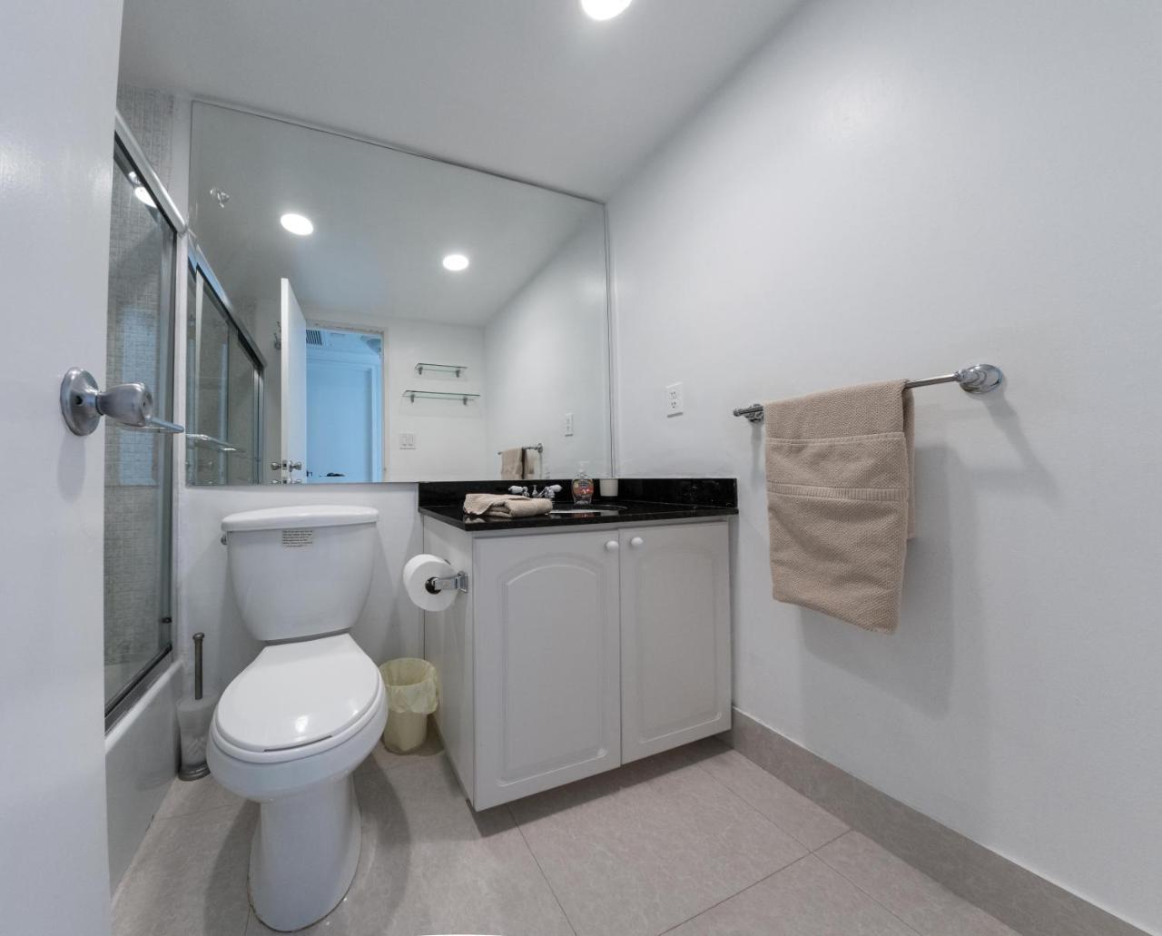 Tides Hollywood Apartments Fort Lauderdale Exterior photo