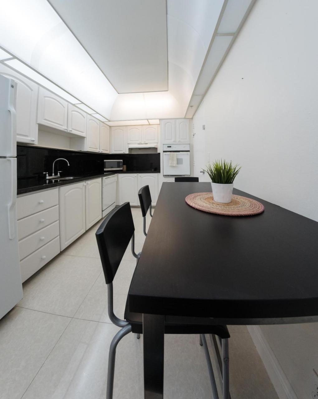 Tides Hollywood Apartments Fort Lauderdale Exterior photo